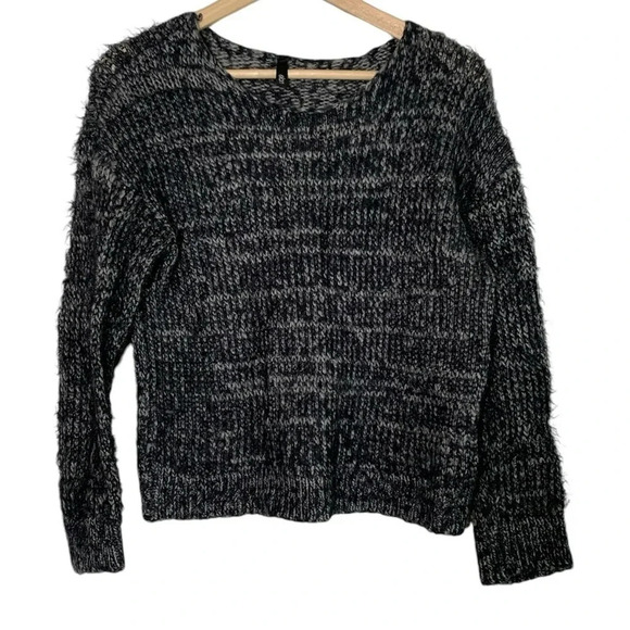 Elan Witchy Black Gray Marled Fuzzy Long Sleeve Round Neck Sweater size Medium - Picture 1 of 11